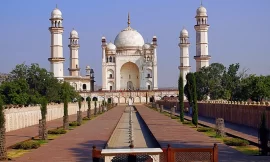 बीबी का मकबरा का इतिहास – History of bibi ka maqbara