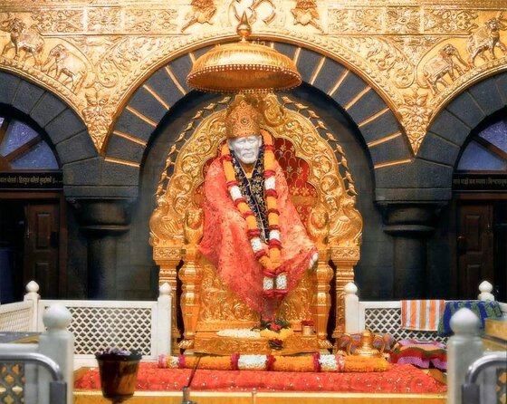 Read more about the article दिवाना तेरा आया बाबा तेरे शिरडी में – Deewana tera aaya baba tere shirdi mein