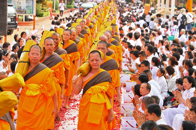 Read more about the article थाईलैंड में बौद्ध संस्कृति – Buddhist culture in thailand