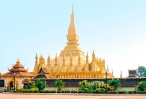 Read more about the article फा दैट लुआंग मंदिर का इतिहास – History of pha that luang temple