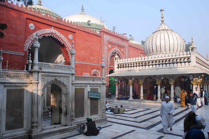 निज़ामुद्दीन औलिया दरगाह का इतिहास - History of nizamuddin aulia dargah