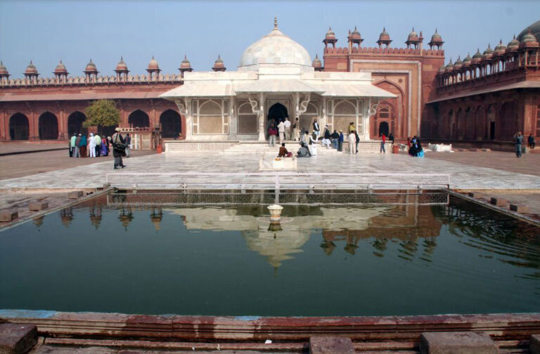 Read more about the article सलीम चिश्ती दरगाह का इतिहास – History of salim chishti dargah