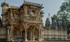 हुथीसिंग जैन मंदिर का इतिहास – History of hutheesing jain temple