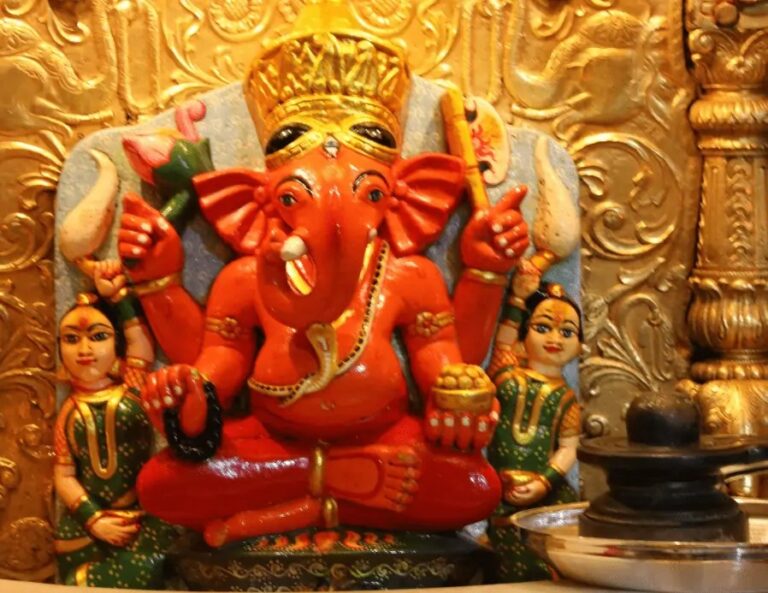 Read more about the article जय देव जय देव आरती – Jai dev jai dev aarti