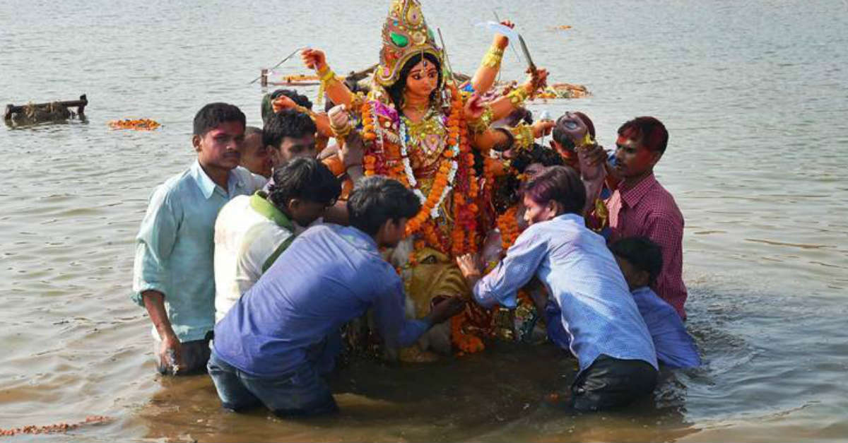 जानिए दुर्गा पंचमी से लेकर विसर्जन तक शुभ मुहूर्त के बारे में - Know about the auspicious time from durga panchami to immersion