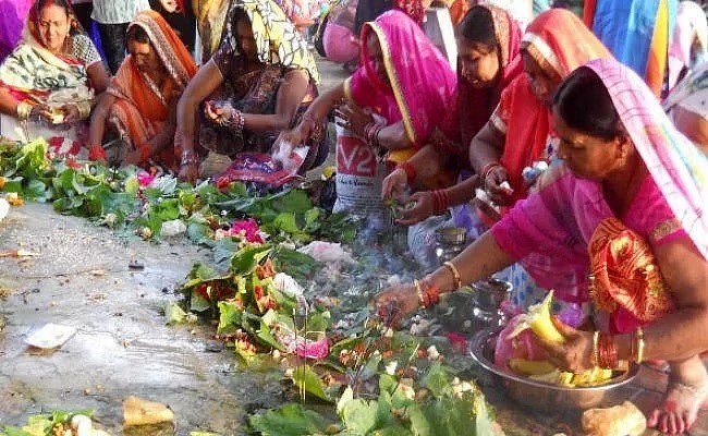 जानिए जितिया व्रत इस साल अक्टूबर के पहले हफ्ते में किस दिन रखा जाएगा और इस व्रत की पूजा कैसे करे। Know on which day jitiya vrat will be observed in the first week of october this year and how to worship this vrat.