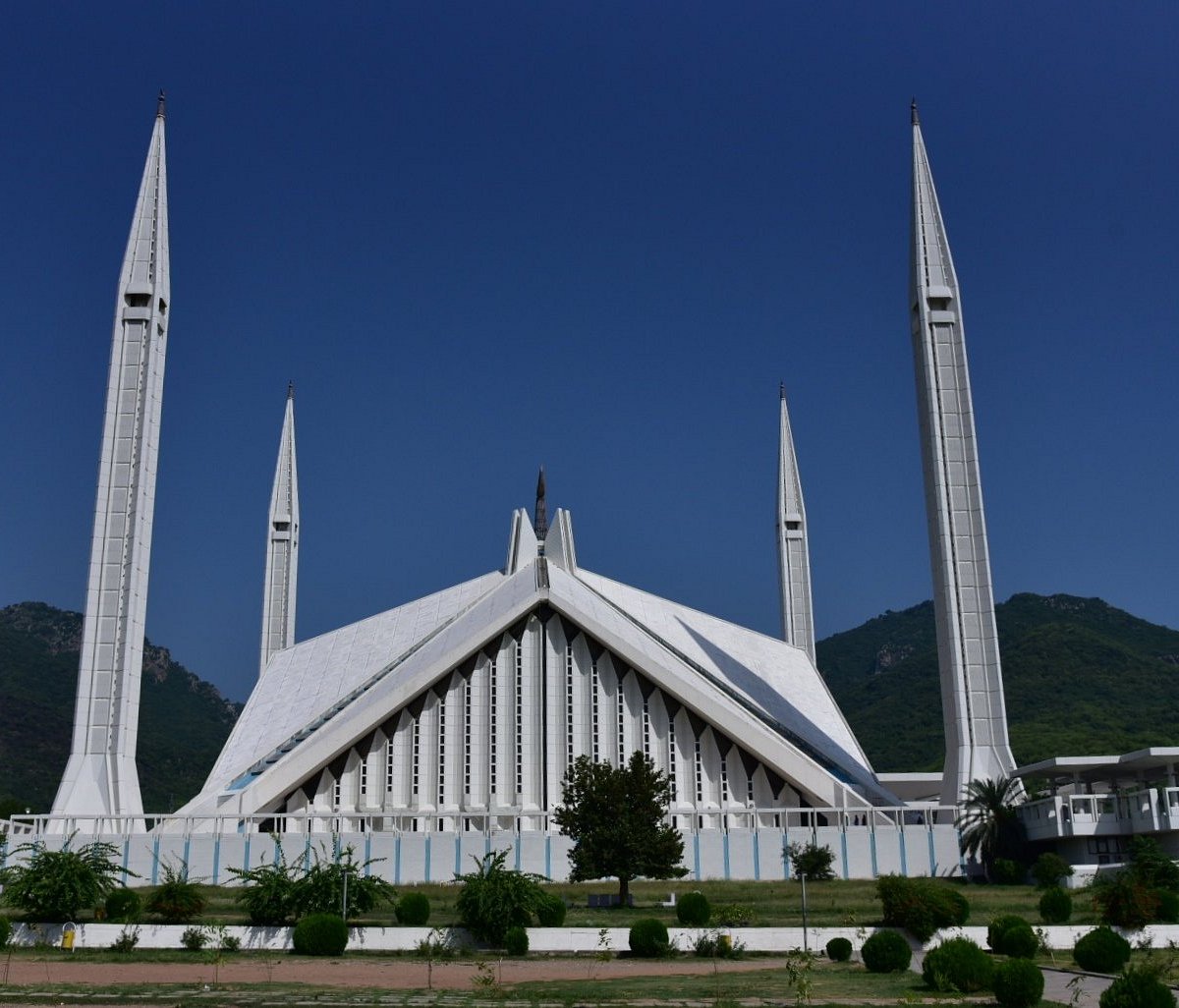 You are currently viewing फैसल मस्जिद का इतिहास – History of faisal mosque