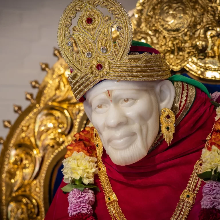 Read more about the article शिर्डी वाले साईं बाबा आया है तेरे दर पे सवाली – Shirdi wale sai baba aaye hain tere dar pe sawali