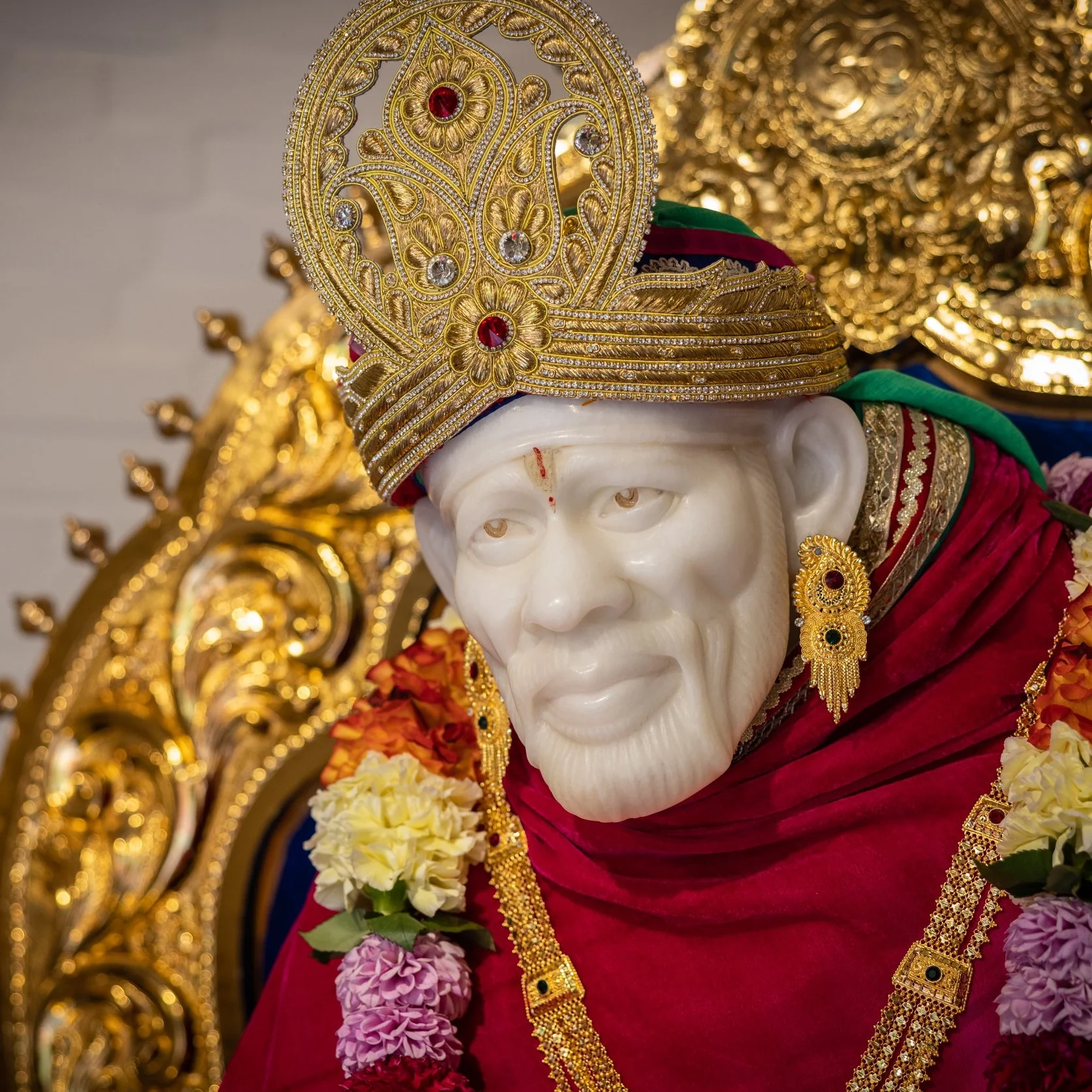 शिर्डी वाले साईं बाबा आया है तेरे दर पे सवाली - Shirdi wale sai baba aaye hain tere dar pe sawali