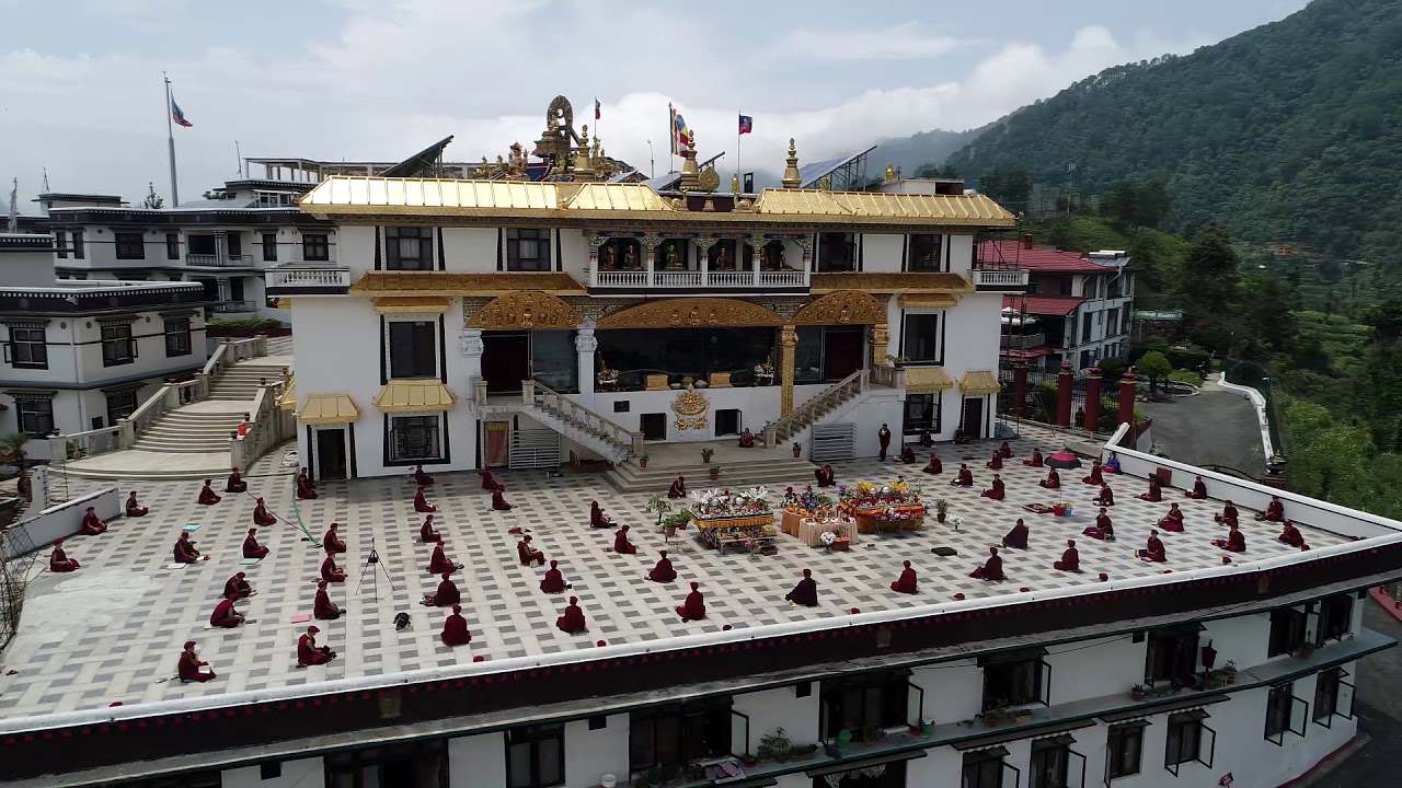 You are currently viewing ड्रुक अमिताभ मठ का इतिहास – History of druk amitabha monastery