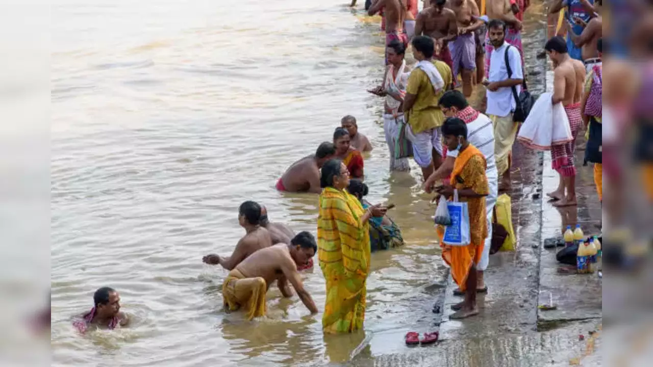 इस साल कब पड़ रही है अमावस्या, जानिए पूजा की तिथि और शुभ समय के बारे में। When is amavasya falling this year, know about the date and auspicious time of puja