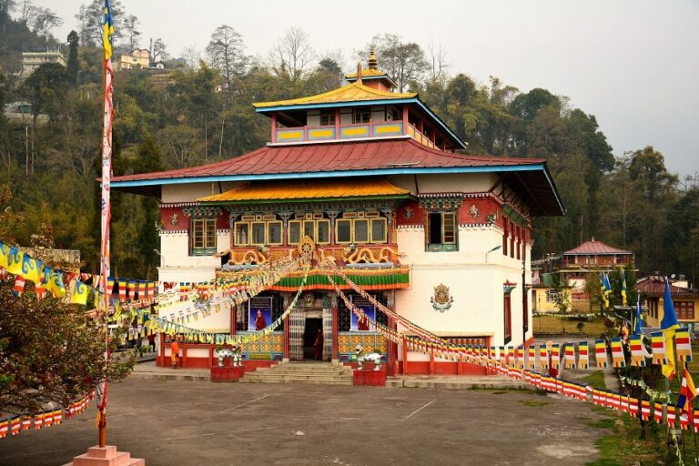 Read more about the article फोडोंग मठ का इतिहास – History of phodong monastery