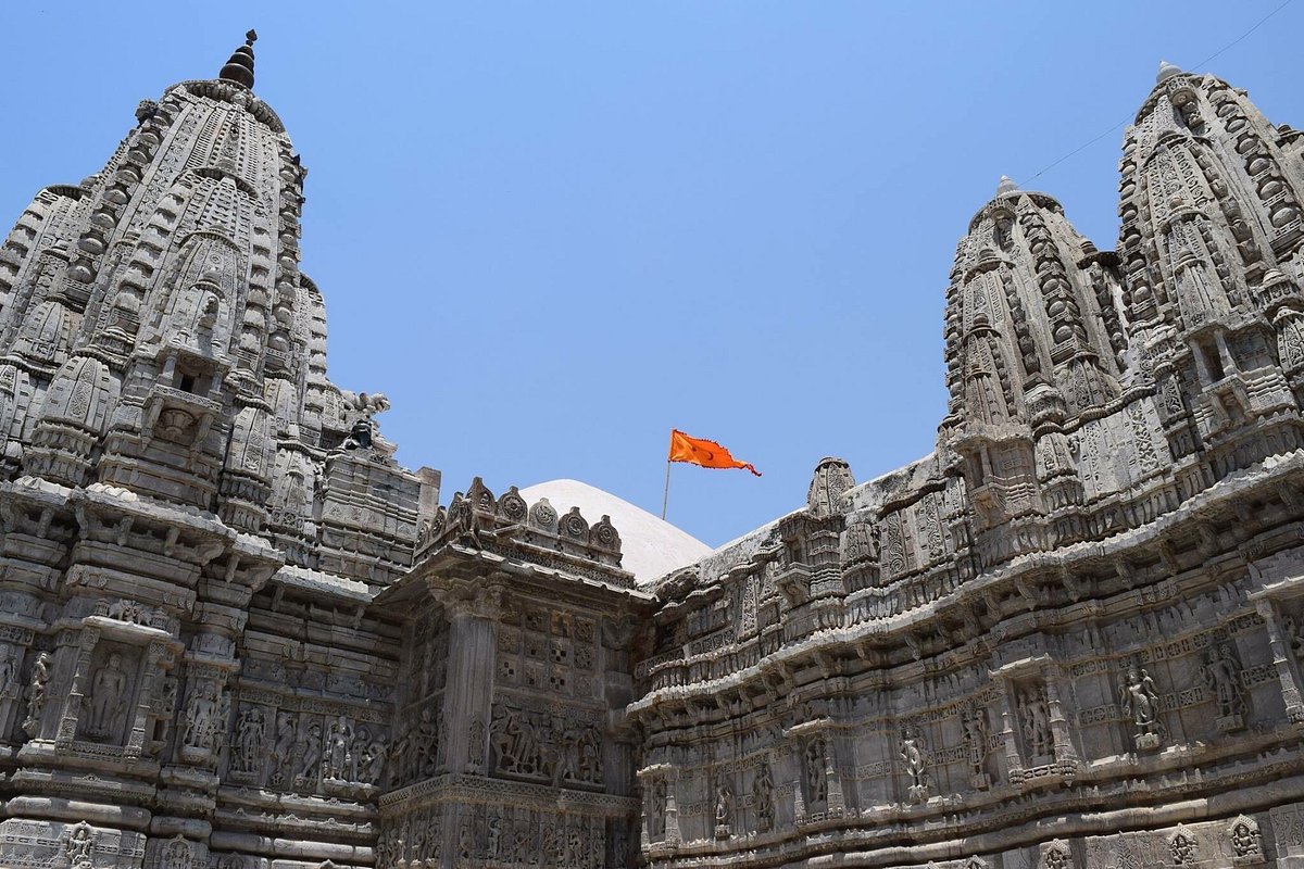 You are currently viewing केसरियाजी मंदिर का इतिहास – History of kesariyaji temple