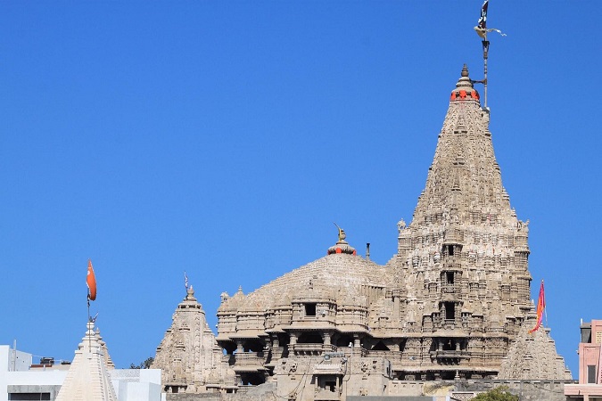 Read more about the article द्वारकाधीश मंदिर का इतिहास – History of dwarkadhish temple