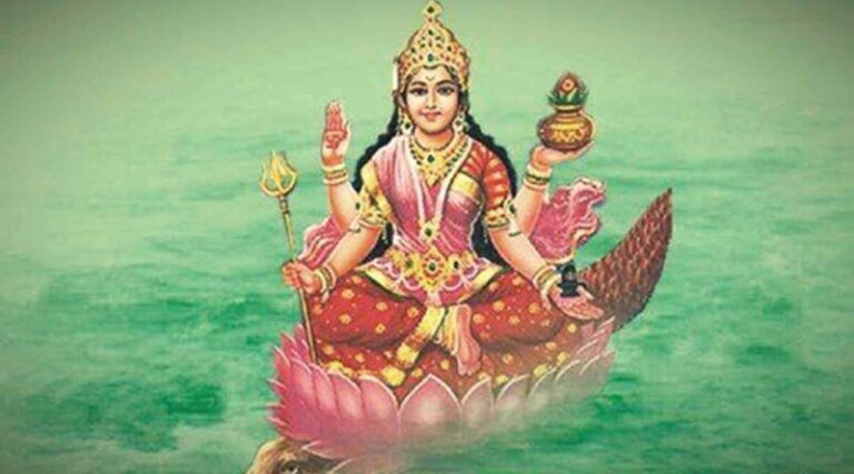 Read more about the article नर्मदा माता जी की आरती – Narmada mata ji ki aarti