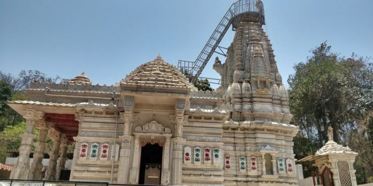 Read more about the article श्वेतांबर जैन मंदिर का इतिहास – History of shwetambar jain temple