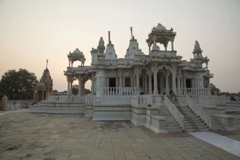 Read more about the article श्री वामज तीर्थ जैन मंदिर का इतिहास – History of shri vamaj tirtha jain temple