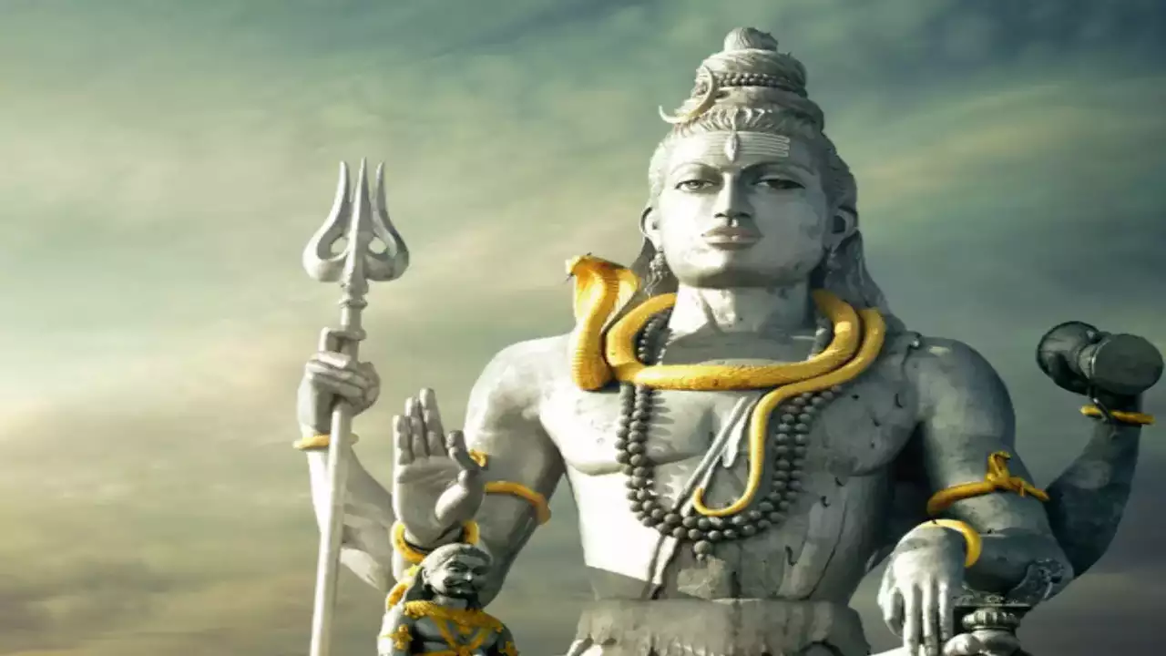 You are currently viewing जानिए मासिक शिवरात्रि व्रत का महत्व और पूजन के नियम के बारे में – Know about the importance of monthly shivratri fast and rules of worship