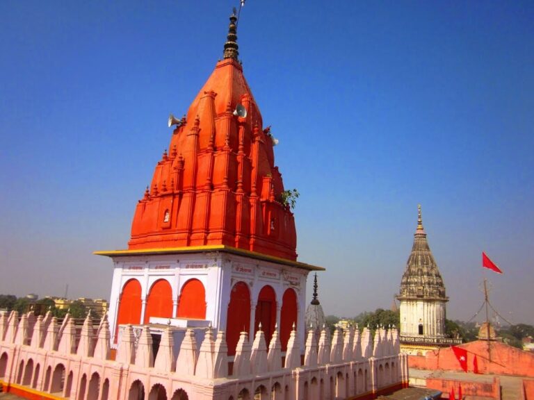 Read more about the article हनुमान गढ़ी मंदिर का इतिहास – History of hanuman garhi temple