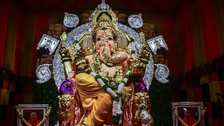 Read more about the article गणपति विसर्जन पर भद्रा का साया, जानें बप्पा की विदाई का सही समय – Bhadra shadow on ganpati immersion, know the exact time of bappa departure