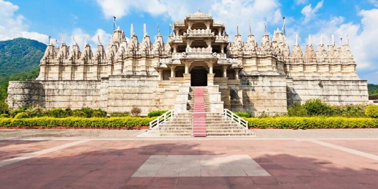 Read more about the article महावीर जैन मंदिर का इतिहास – History of mahavira jain temple