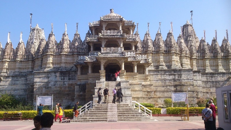 You are currently viewing आदिनाथ जैन मंदिर का इतिहास – History of adinatha jain temple